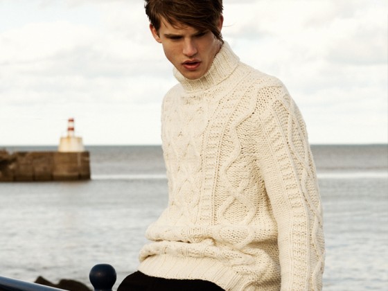 AW10 Mens 1 AW10 Mens 1 560x420 Henri Lloyd Culford Roll Knit From the city to the harbour
