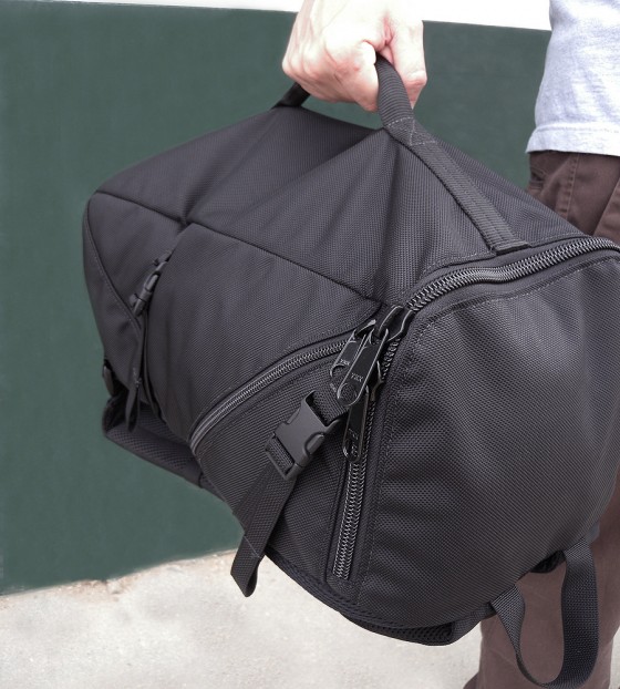 IGNOBLE-Lenore_In_Action_2 IGNOBLE Lenore In Action 2 560x622 IGNOBLE Lenore Backpack Release