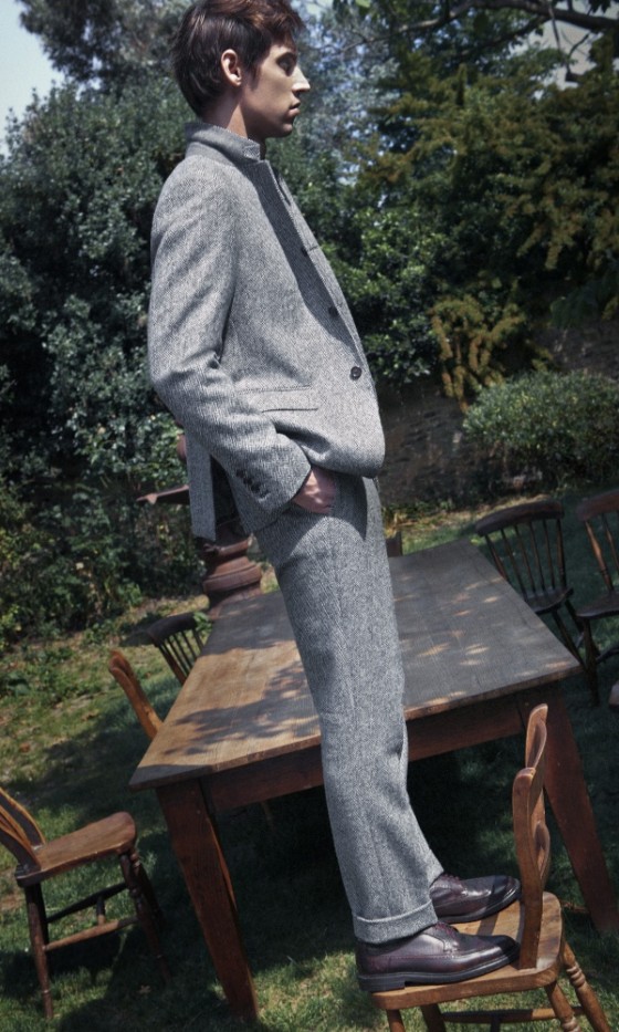 13-HD 13 HD 560x933 Club Monaco Fall 2011 Collection