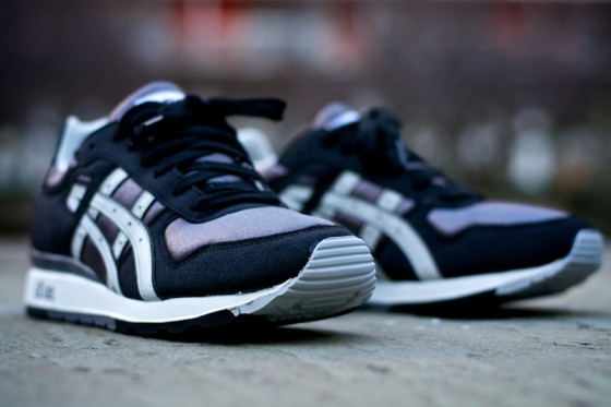 ASICS GT Black White 2 800x533 560x373 Asics x Fall/Winter 2011 Collection
