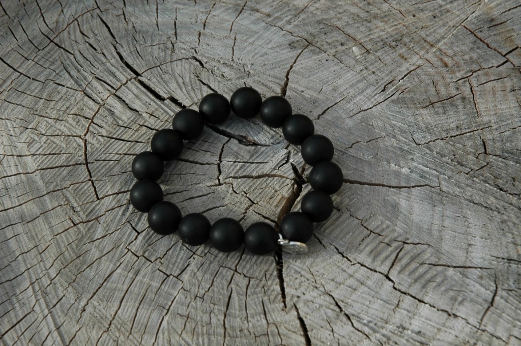 Matt Onyx 12 mm Matt Onyx 12 mm 1024x680 Viola Milano x Bracelets