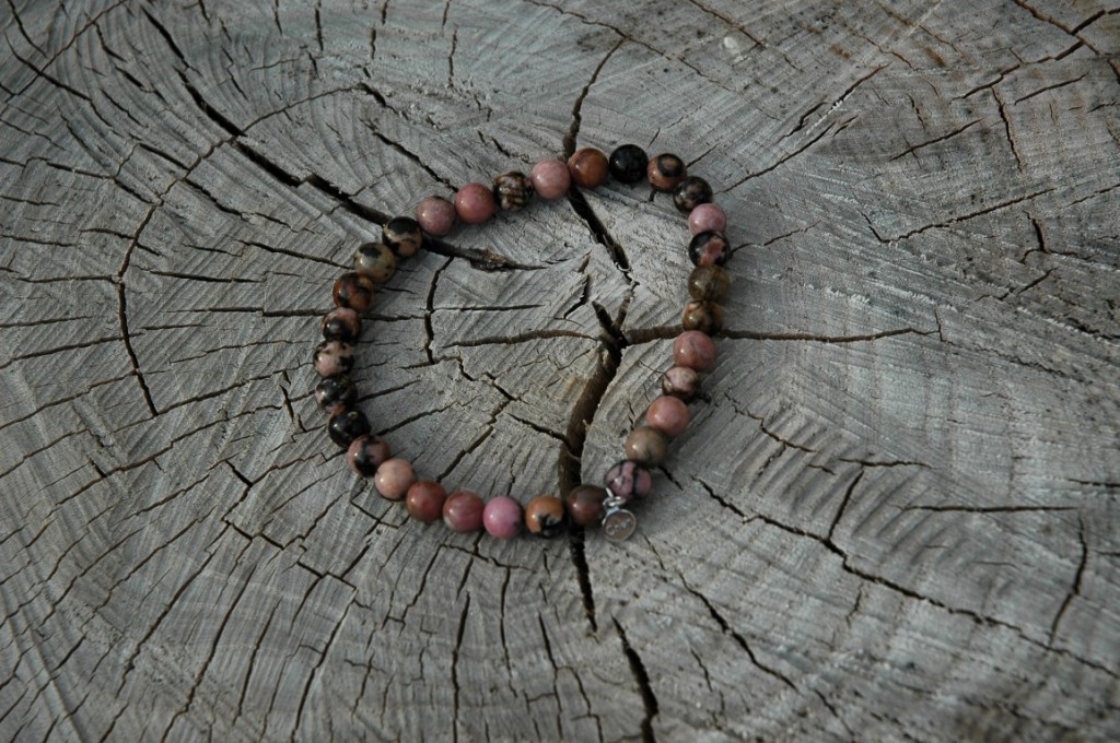 Rhodocrosite Pink 6 mm Rhodocrosite Pink 6 mm 1024x680 Viola Milano x Bracelets