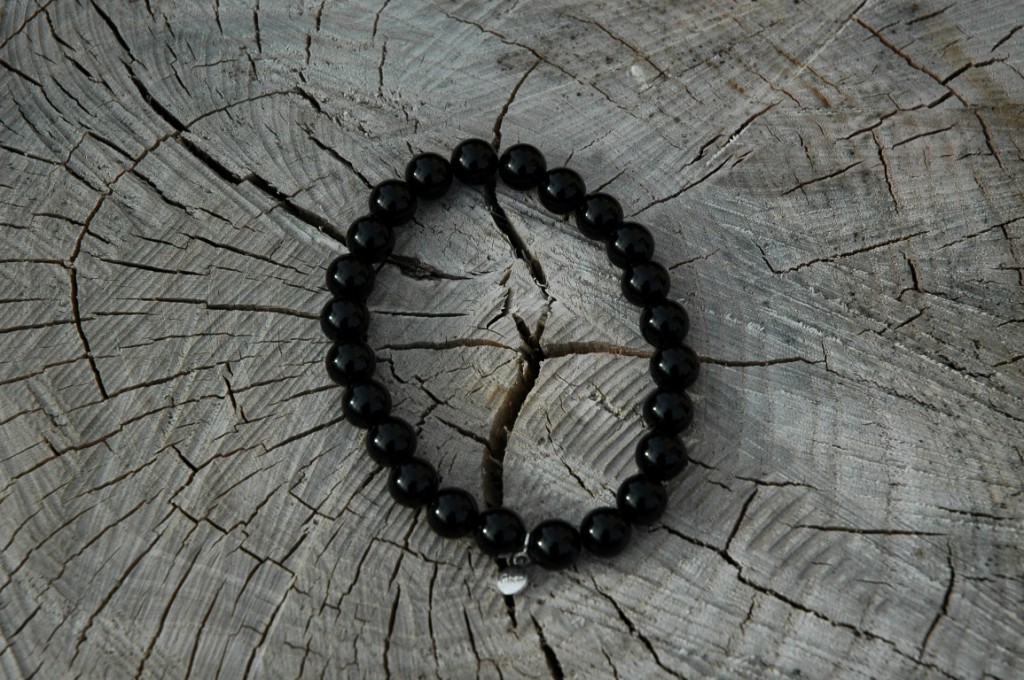 Shiny Onyx 8 mm Shiny Onyx 8 mm 1024x680 Viola Milano x Bracelets