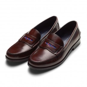 Tommy Hilfiger x The Loafer with a Twist Tommy Hilfiger x The Loafer with a Twist